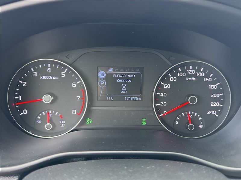 Kia Sportage 1,6 T-GDi 130kW 4x4 tažné - fotka 44 z 50