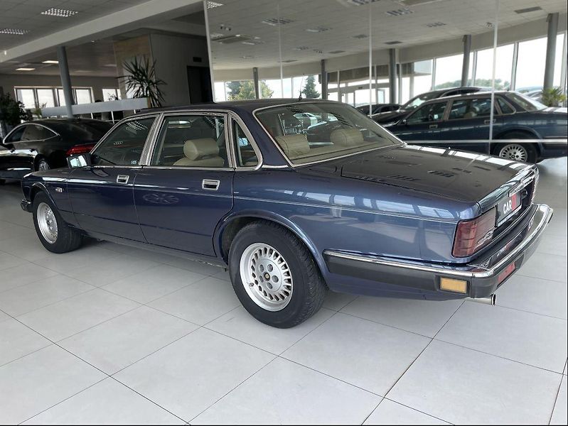 Jaguar XJ 3.6 Sovereign*1.majitel - fotka 7 z 30