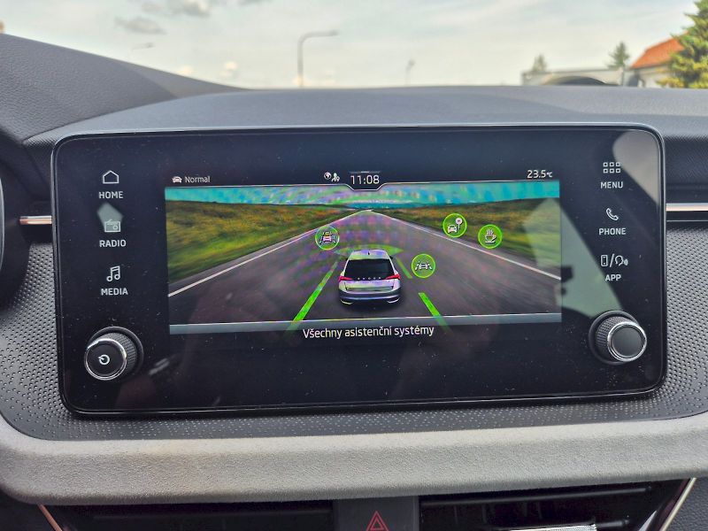 Škoda Scala (2025) Top Selection 1.0 TSI 85 kW 6° - fotka 25 z 33