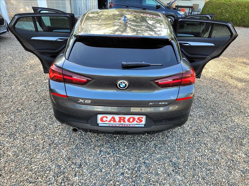 BMW X2 xDrive25e,4x4,navi,kůže - fotka 42 z 50