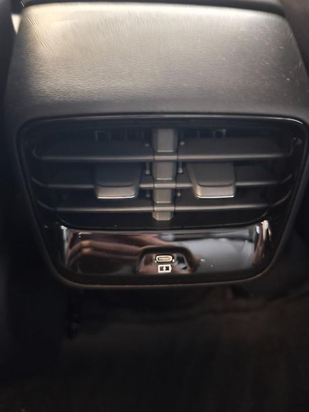 MG MGS5 EV (2025) Emotion 49kWh - fotka 19 z 29