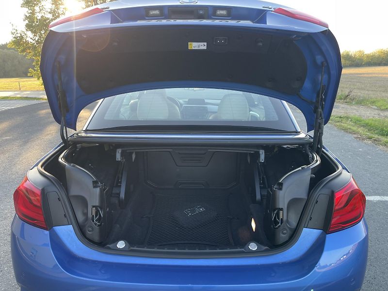 BMW Řada 4 (2019) BMW Řada 4 xDrive, Cabrio, DPH - fotka 9 z 12