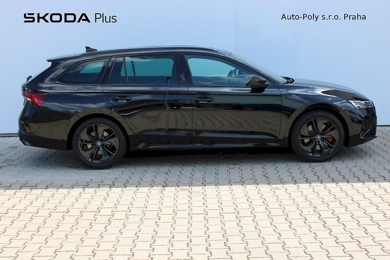 Škoda Octavia (2025) 2.0 TSI 195 kW RS - fotka 6 z 25