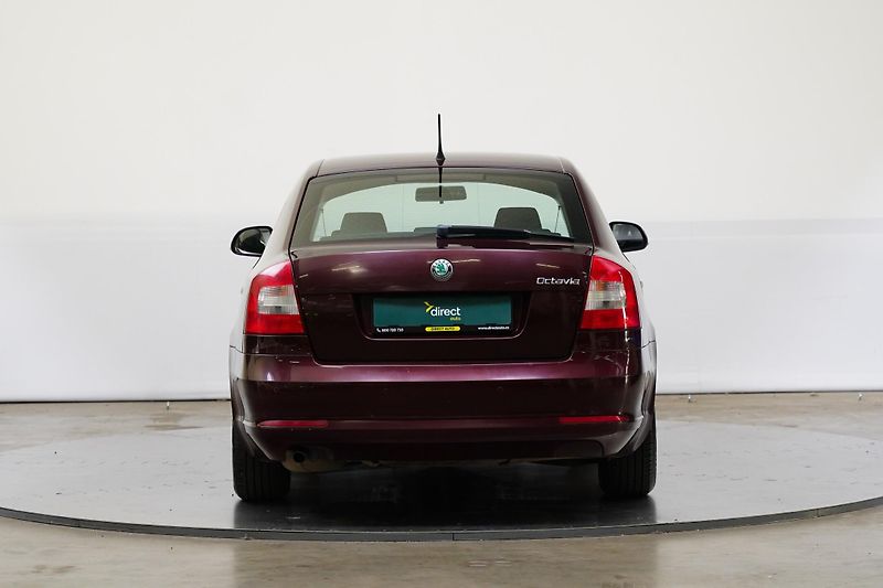 Škoda Octavia - fotka 6 z 21