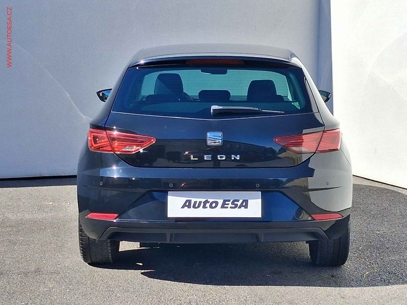 Seat Leon (2020) 1.0 TSi, Style, LED - fotka 5 z 16
