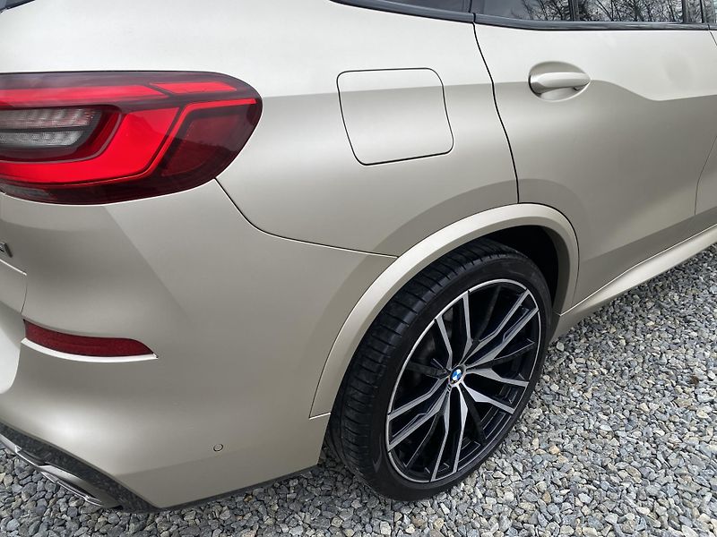 BMW X5 M50XD 4x4 400PS CZ DPH FULL 1A - fotka 49 z 171