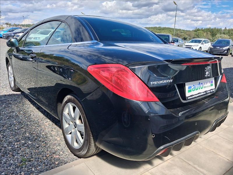 Peugeot 308 2,0 - fotka 5 z 12