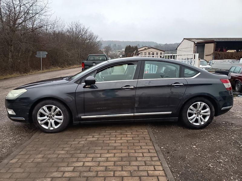 Citroën C5 (2011) 1.6i Automat - fotka 8 z 43