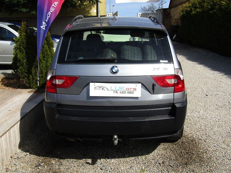 BMW X3 (2006) 2.0d 110kW 4x4 - fotka 12 z 41