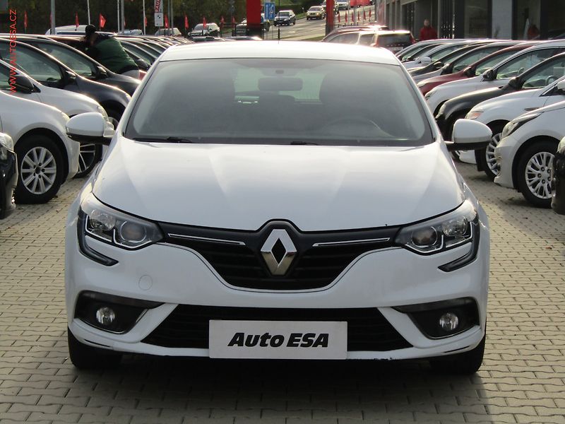 Renault Mégane (2019) 1.3 i, ČR, AC, temp - fotka 2 z 15