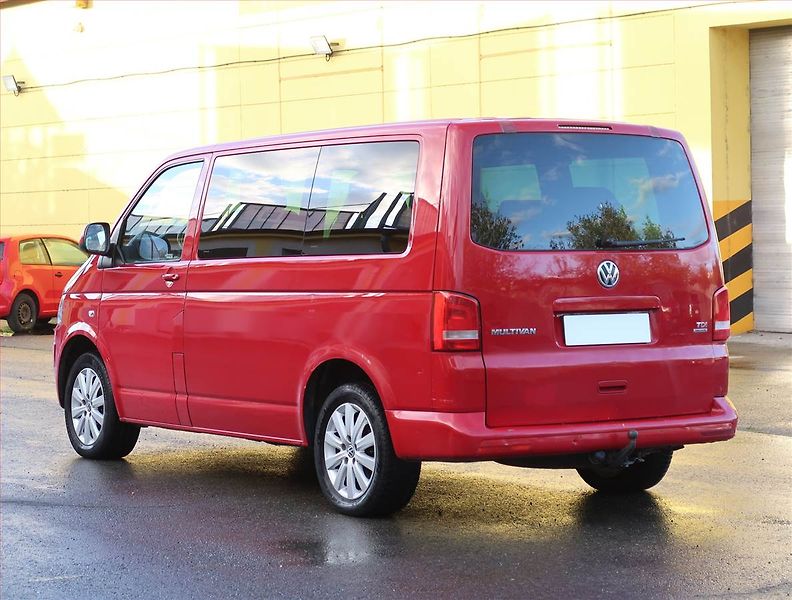 Volkswagen Multivan (2013) Comfortline 2.0 TDI 4Motion - fotka 4 z 24