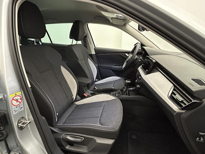 Škoda Kamiq 1.0 TS Top selection - fotka 20 z 24