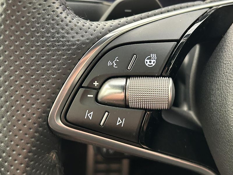 Škoda Octavia 2.0 TSI 4x4 SportLine - fotka 21 z 31