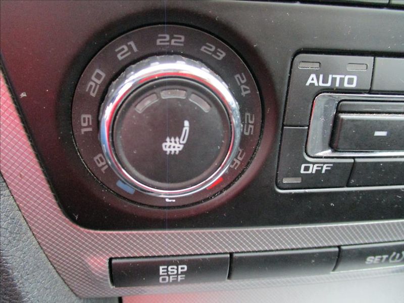 Škoda Octavia 1,4 TSI Elegance,klima,servis, - fotka 12 z 30