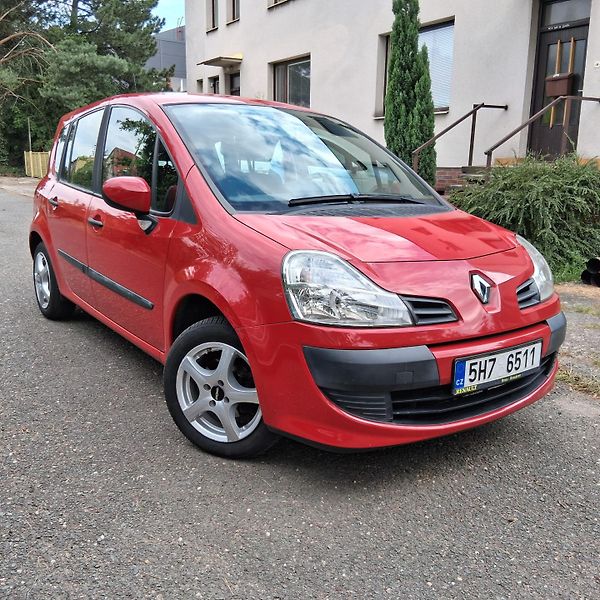 Renault Modus (2009) - fotka 8 z 20