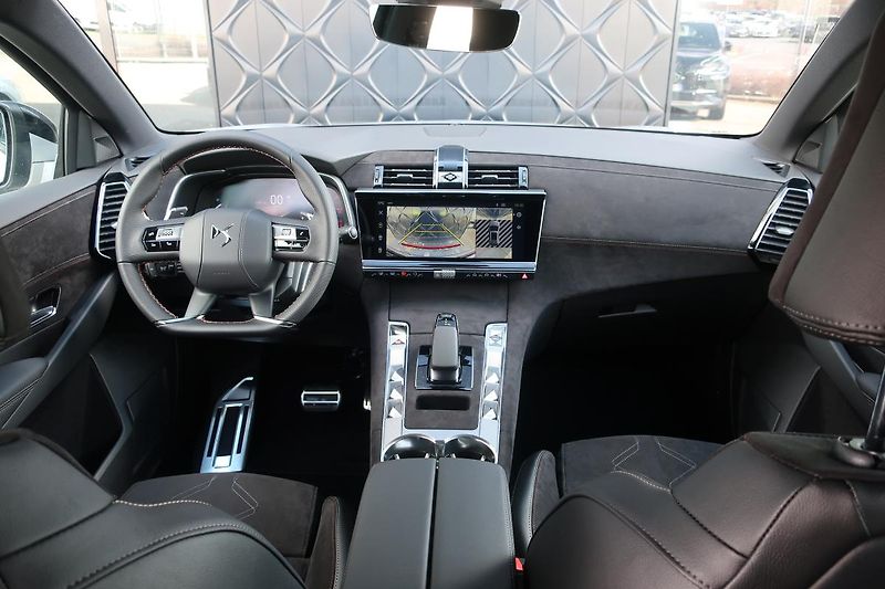 DS Automobiles DS7 (2025) EDITION FRANCE PLUG-IN HYBRID - fotka 5 z 16