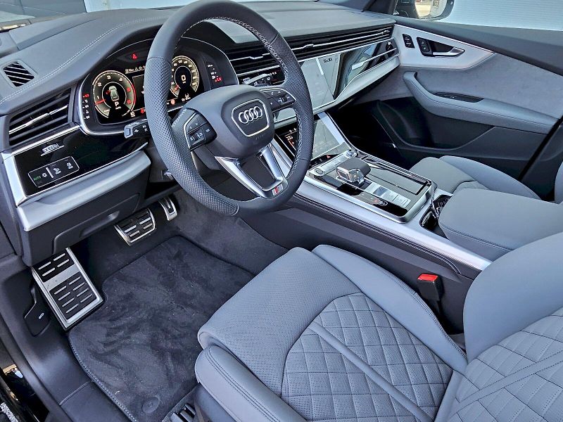 Audi Q8 (2025) 50 TDI 210kW quattro - fotka 13 z 29