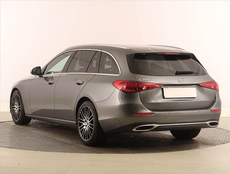 Mercedes-Benz Třídy C (2022) Avantgarde C 180 - fotka 4 z 32