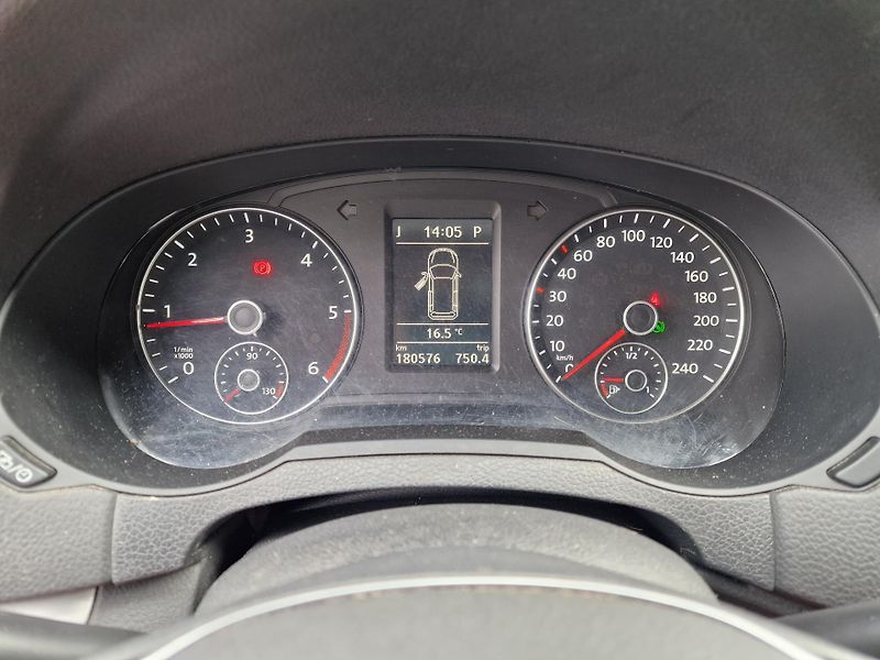Volkswagen Sharan 2,0TDI 110KW KAMERA TAŽNÉ ZAŘ. - fotka 16 z 20