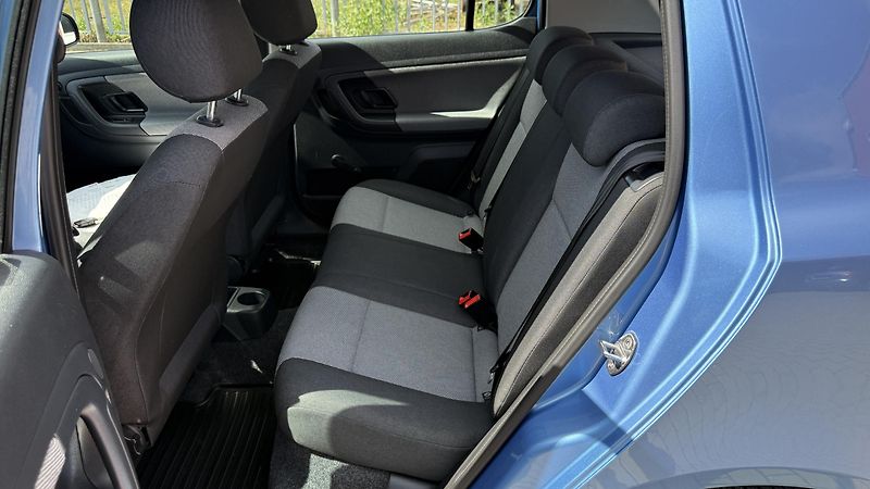 Škoda Fabia 1.2TSi*63kW*ACTIVE*1.MAJITEL* - fotka 12 z 24