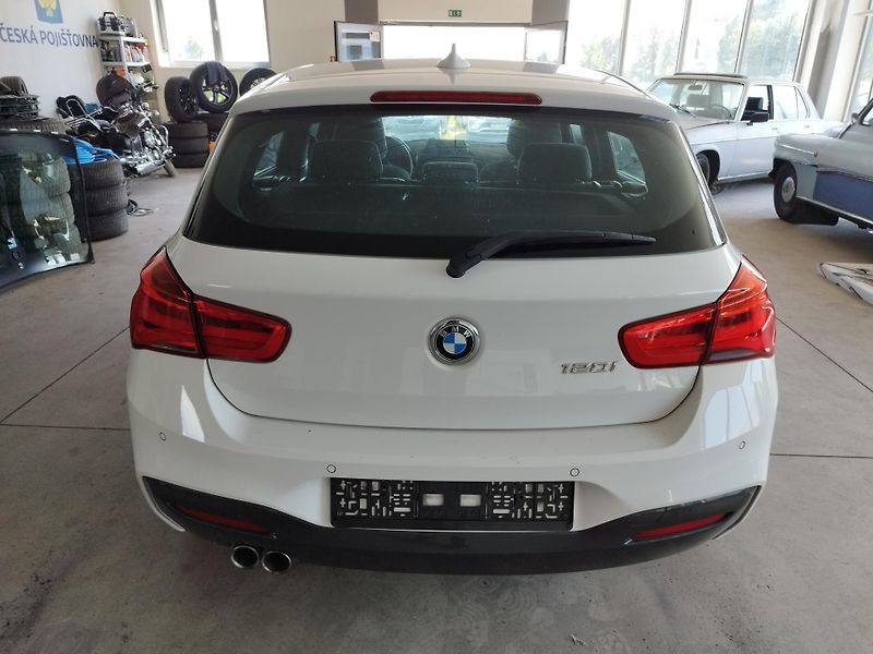 BMW Řada 1 (2017) 120I,135KW,MANUÁL.ALU,NAVI - fotka 6 z 29
