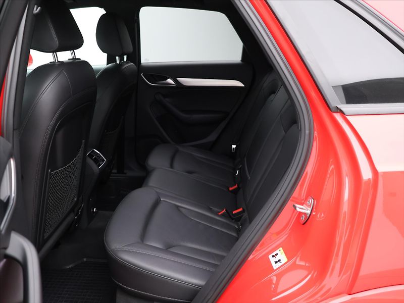 Audi Q3 2,0 TDI 88kW S tronic Basic - fotka 15 z 30