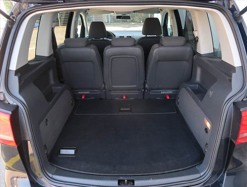 Volkswagen Touran (2011) 1.2 TSI, Tempomat - fotka 12 z 15