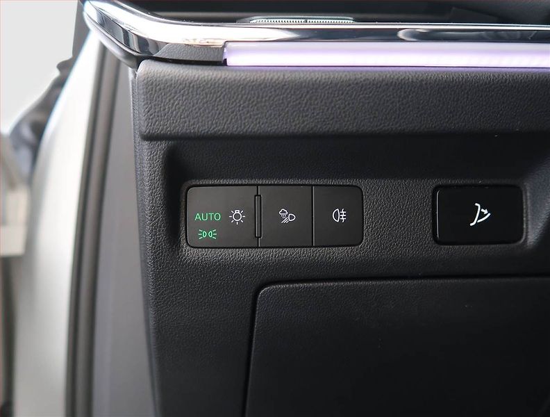 Škoda Enyaq (2023) Sportline 60 (62 kWh) - fotka 28 z 31