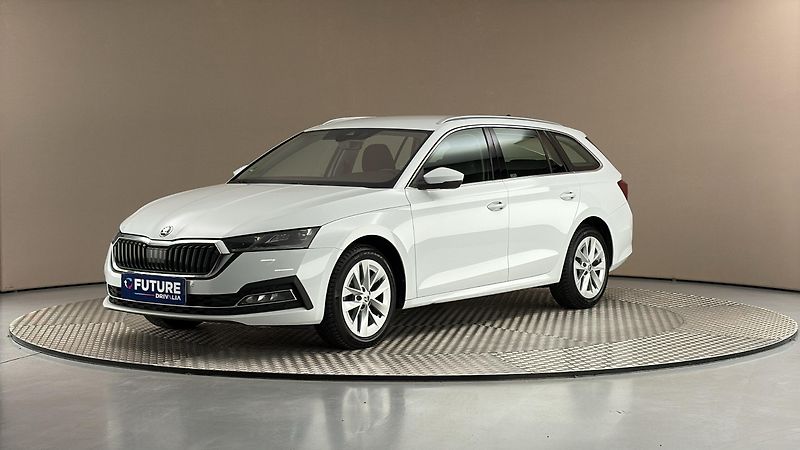 Škoda Octavia 2.0 TDI DSG Style Combi - fotka 1 z 27
