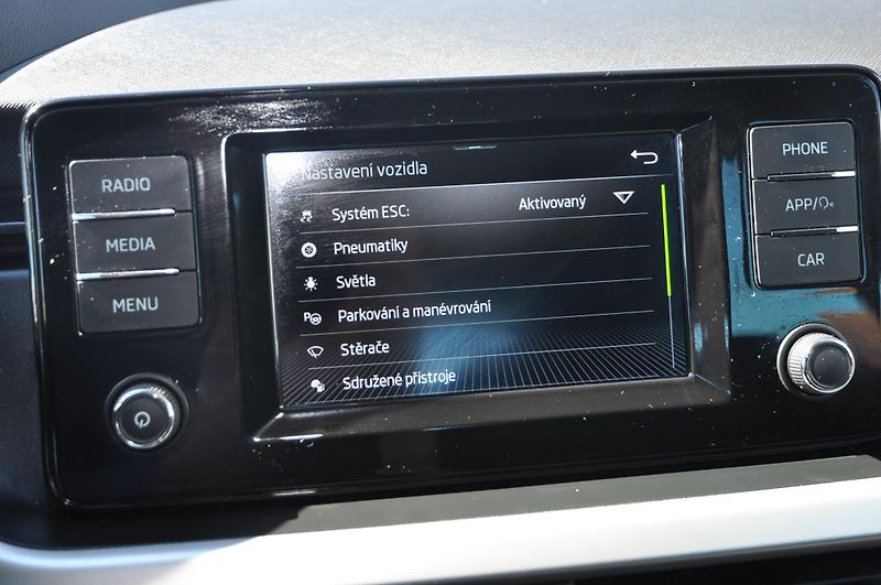 Škoda Scala 1.0TSi 85kW Style - fotka 15 z 18
