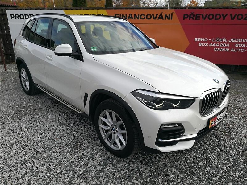 BMW X5 3,0 d xDrive 1.majitel - fotka 2 z 26