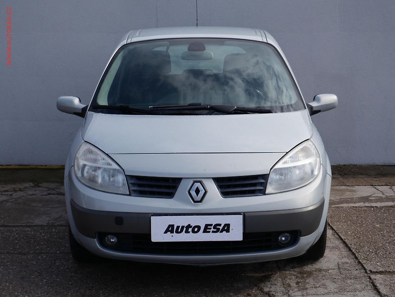 Renault Scénic (2005) 1.5 dCi, AC - fotka 2 z 15