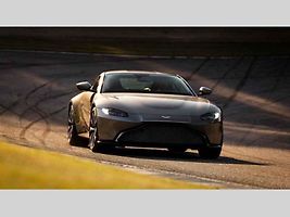 Aston Martin Vantage