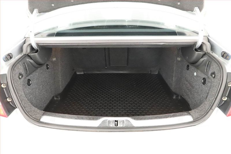 Škoda Superb (2010) 2.0 TDI, 4X4, nová STK - fotka 10 z 13