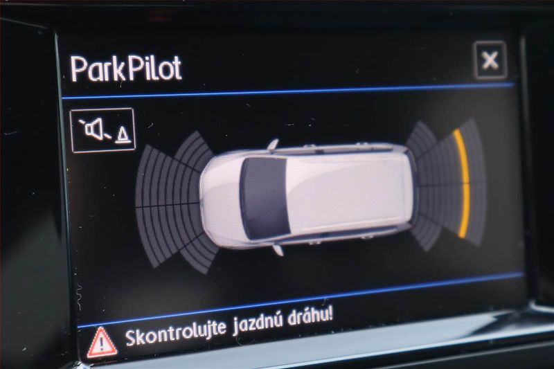 Volkswagen Touran (2017) Comfortline 1.2 TSI, Tempomat - fotka 17 z 21