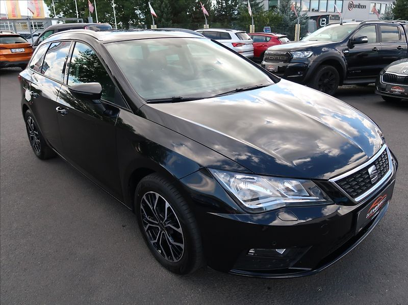 Seat Leon 1,6 TDi,85kW,Navi,tempomat - fotka 2 z 26