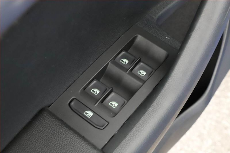 Škoda Octavia (2018) Elegance 2.0 TDI, Automat - fotka 12 z 15