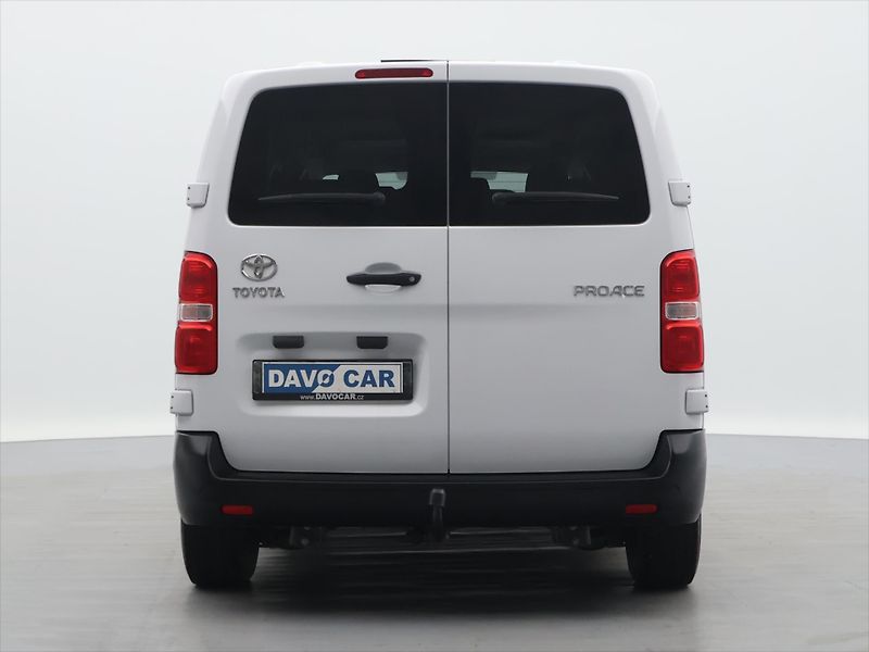 Toyota ProAce 2,0 D-4D 106kW Shuttle CZ DPH - fotka 6 z 29