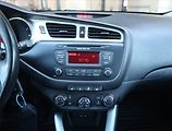 Kia Ceed (2015) Silver 1.6 GDI, Tempomat - náhled 12