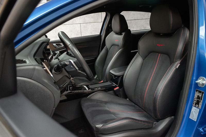 Kia Pro_Ceed 1.6 T-GDi 150kW GT*ZÁRUKA*ČR* - fotka 10 z 42