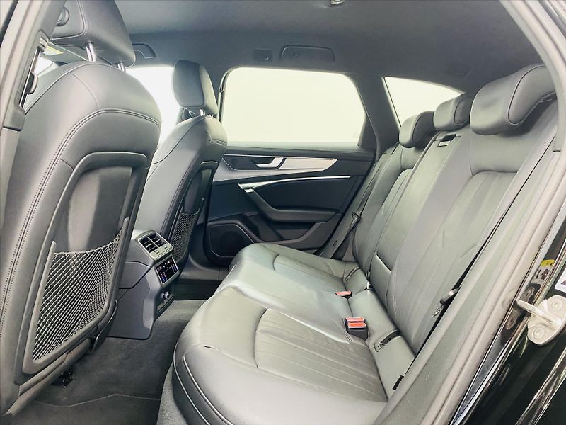 Audi A6 2,0 40 TDI Avant Sport - fotka 6 z 29