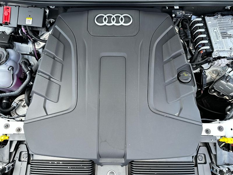 Audi Q7 (2026) SUV S line 50 TDI quattro - fotka 22 z 25