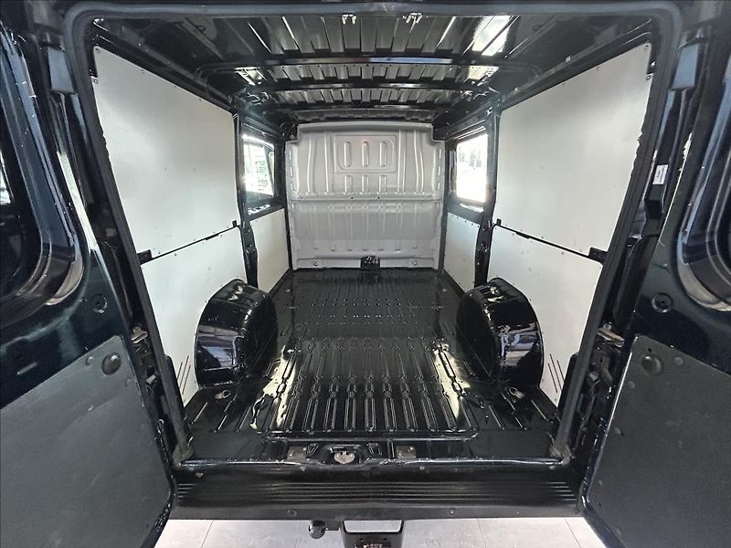 Fiat Ducato 2,3   118kW,L1H1,TAŽNÉ 2500KG, - fotka 23 z 24