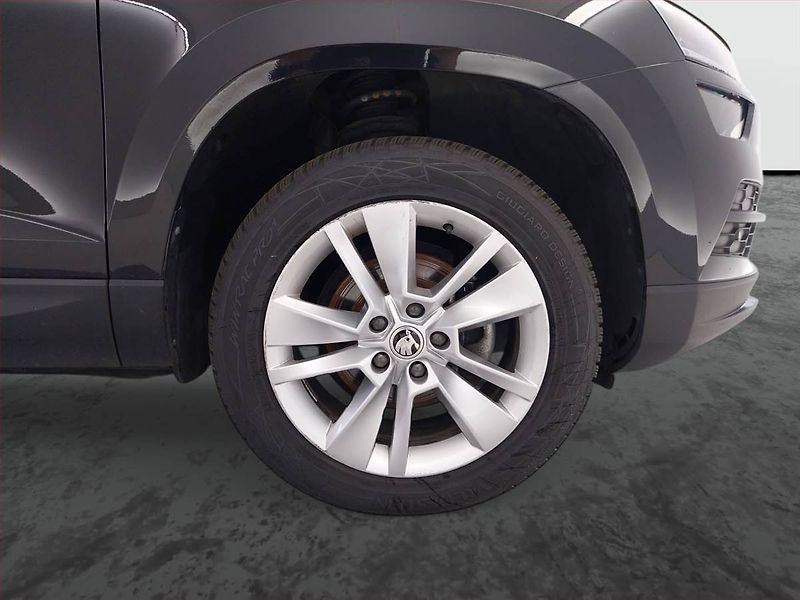 Škoda Karoq (2022) 1.5 TSI - fotka 15 z 20