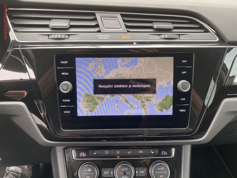 Volkswagen Touran (2020) 2.0TDi, 2.maj,ČR, DSG, navi - fotka 17 z 19