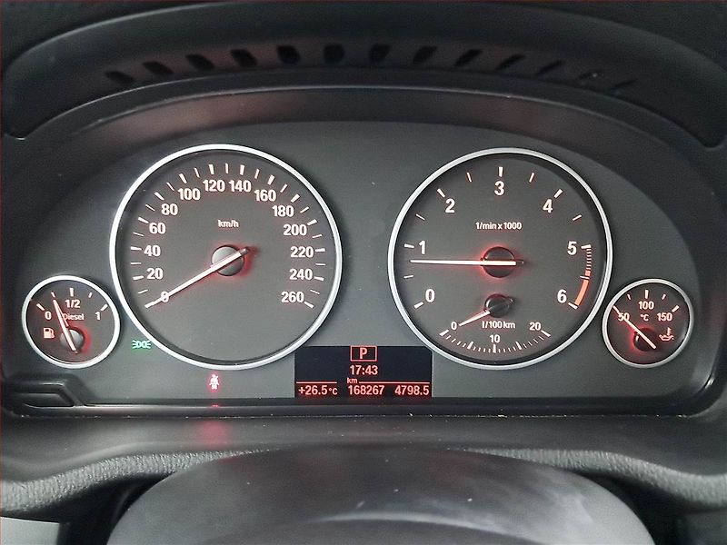 BMW X3 (2011) xDrive20d, 4X4, Automat, Kůže - fotka 11 z 18