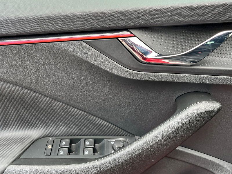 Škoda Kamiq (2025) 1.0 TSI 85kW Monte Carlo - fotka 9 z 29
