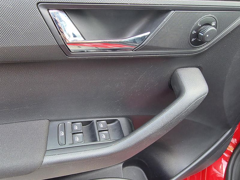 Škoda Fabia (2023) 1.0TSI 70kW STYLE ČR NOVÉ  - fotka 15 z 20