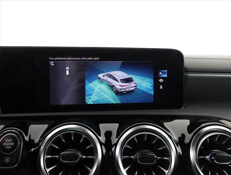 Mercedes-Benz CLA (2021) 220 d 4MATIC - fotka 15 z 21