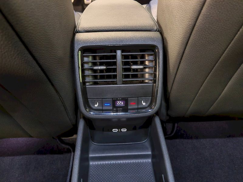 Škoda Octavia (2025) 1.5 TSI 110 kW DSG Sportline - fotka 27 z 33